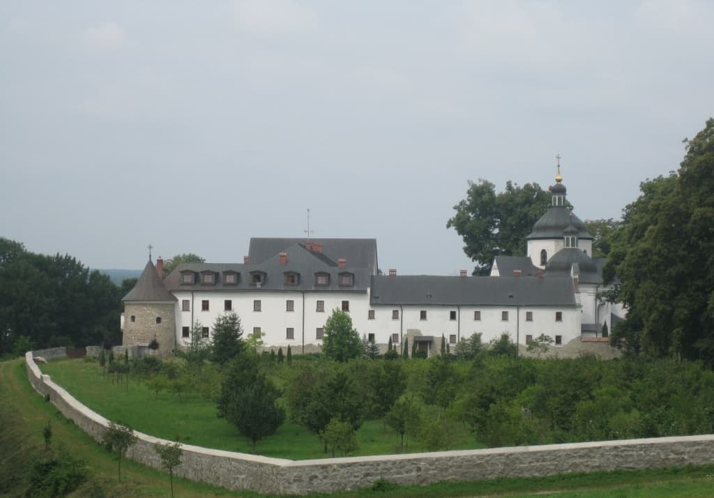 Krekhiv Monastery