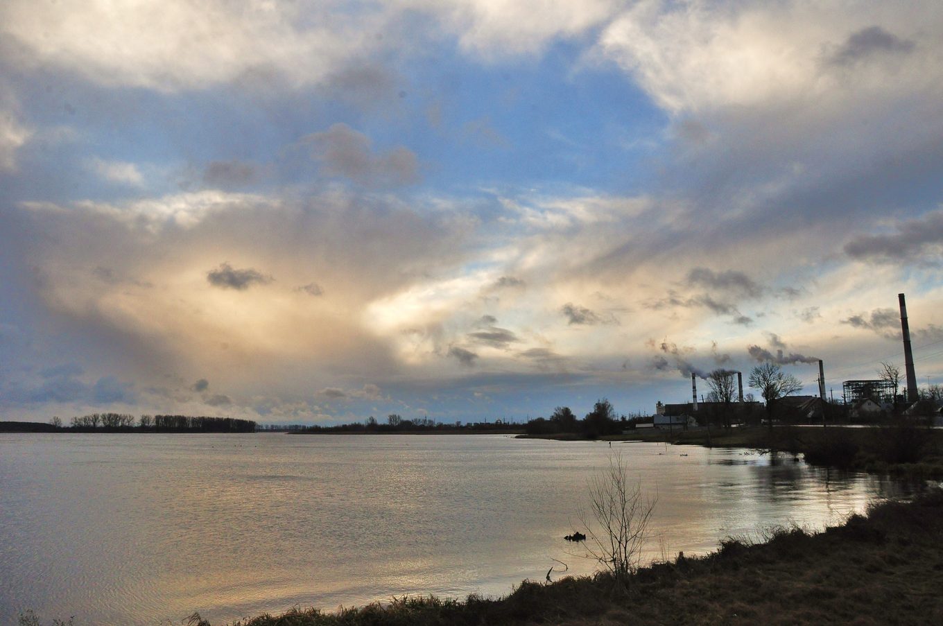 Добротвірське водосховище