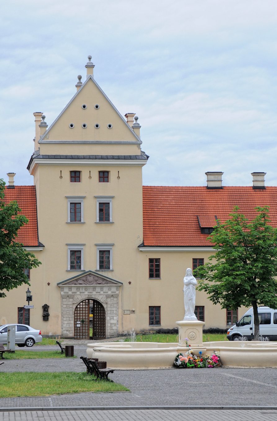 Zhovkva - Renaissance Town